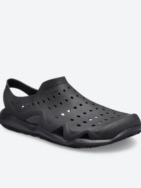 Crocs Iconic Comfort Swiftwater Wave Sandals men’s size 13